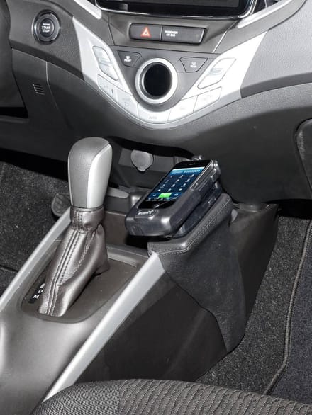 Kuda houder geschikt voor Suzuki Baleno 2015 Kleur: Zwart