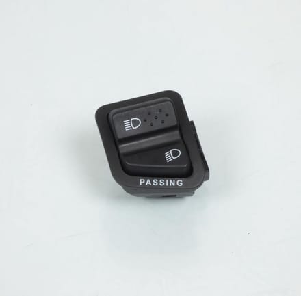 Bouton commutateur code/phare pour scooter Piaggio 300 Beverly 2006-2020 642670