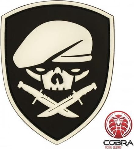 SAS baret doodshoofd 3D PVC patch embleem wit (fluo in het donker) met klittenband
