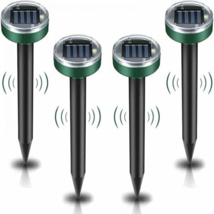 Vier op zonne-energie werkende ultrasone knaagdierverjagers, IP65 waterdicht.
