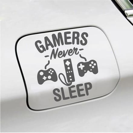 Bumpersticker - Gamers Never Sleep - 12,9 X 11,8 - Antraciet