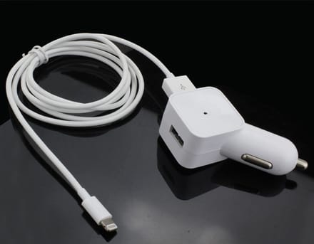 Muvit autolader Apple lightning  connector - wit - 1 Amp - 1.2m