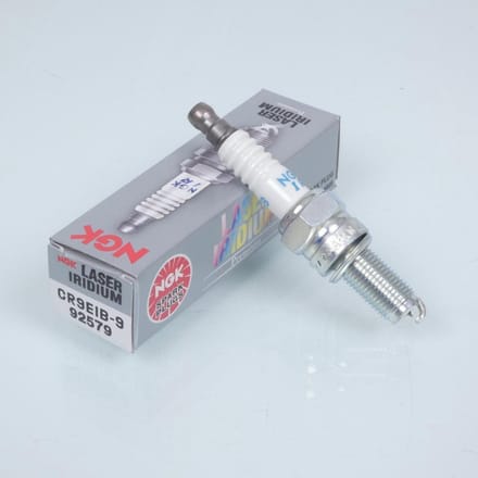 Bougie d'allumage NGK pour Scooter Benelli 150 Caffe Nero 4T 2011 à 2016 Neuf