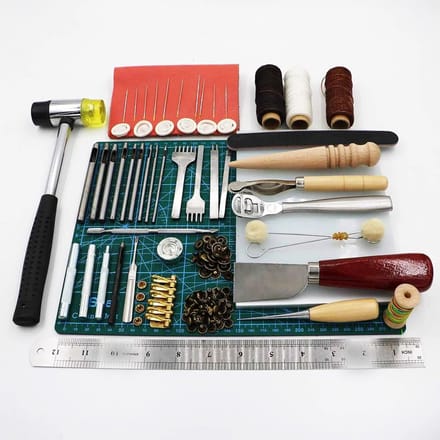 UrbanSelect Leerbewerking Set - Complete 44-delige set - Geschikt voor Beginners & Gevorderden - 10 Handnaalden - Proefleer inbegrepen
