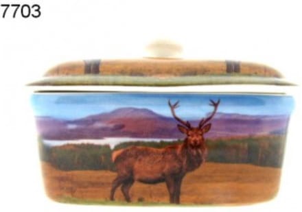 Lesser & Pavey botervloot edelhert landschap – Porselein – 16 cm