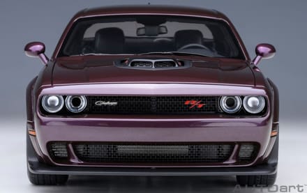 AUTOart 1/18 Dodge Challenger R/T Scat Pack Shaker Widebody, Hellraisin