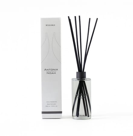 Geurle Geurstokjes Antonia Noah 100ml - Fragrance Sticks - Sandelhout & Musk