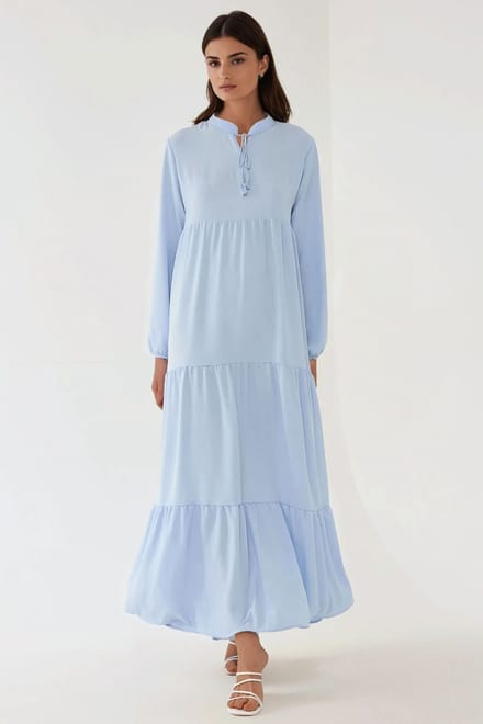 Gelaagde Maxi-Jurk met Knopen en Ronde Hals