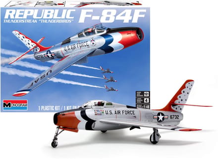 Revell Modelbouwpakket Militaire voertuigen - 15996 F-84F Thunderstreak - Thunderbirds Plane Plastic - 1:48 - Modelbouw