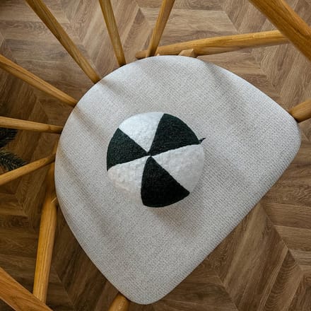 Decordruk Soft Loop - Sierkussen - Biało-Groen - Kleine Bal