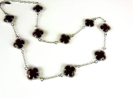 model 10 Fiori collier in zilver rode klavers