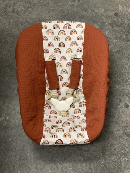 stokke newborn hoes Tripp Trapp koper brique roest regenboog