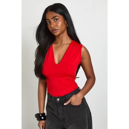 boohoo Dames Mat Slinky Gerimpelde Bodysuit Met Diepe Hals | Rood | Maat: 34