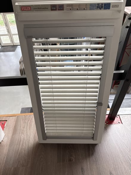 Velux jaloezie F06 7001 wit