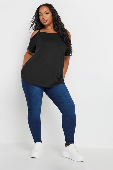 Yours Tshirt Met Blote Schouders In Zwart Size 44