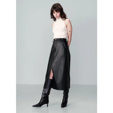 Zwarte vegan leather midi-rok met split Nory - Grace & Mila