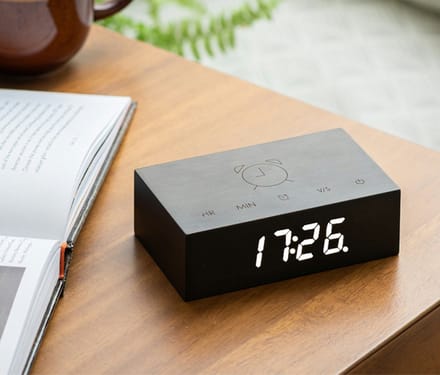 Gingko Flip Click Clock Alarmklok - Zwart Houteffect/LED Wit
