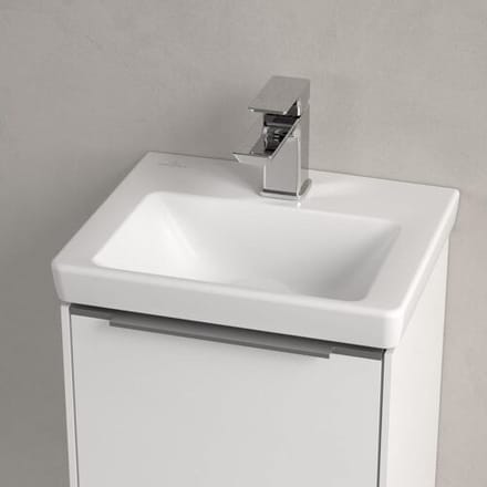 Villeroy & Boch Subway 3.0 wash hand basin 37 cm, with 1 tap hole, without overflow 43703801