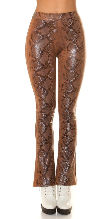 High waisted flared broek van imitatieleer met slangenprint