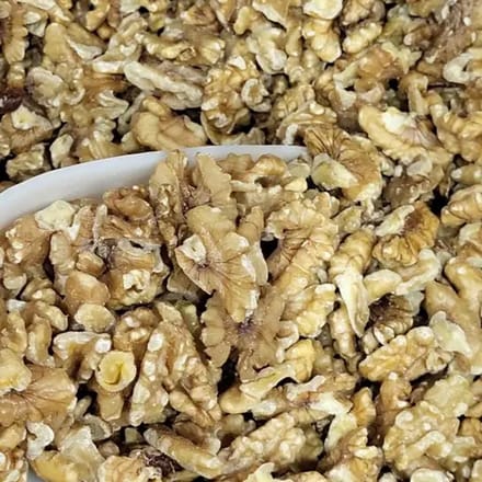 Golden Nuts - Gebroken Walnoten 5KG - Premium kwaliteit - Rijke smaak