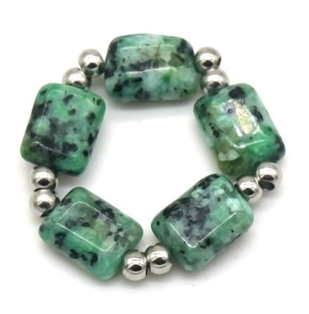 Ring met Steentjes - RVS - One Size - Zilverkleurig en Groen