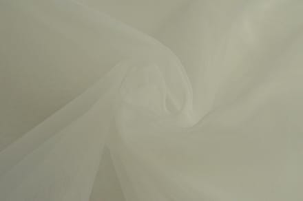 Organza stof - Gebroken wit - 150cm breed - 15 meter