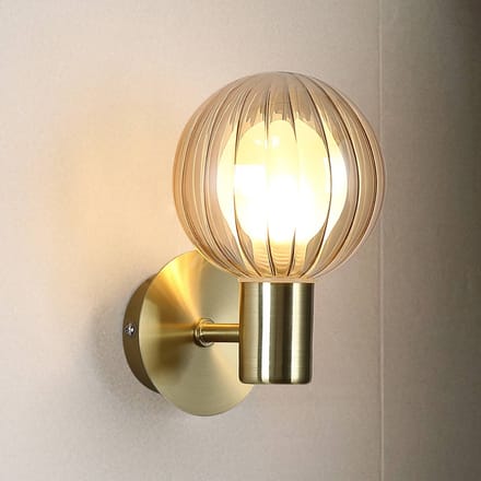 Searchlight Badkamer wandlamp Lumisphere, crème-/messingkleurig, hoogte 12 cm