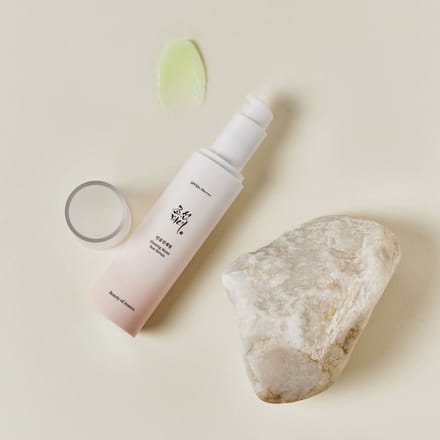 [La beauté de Joseon] Sérum solaire hydratant au ginseng SPF 50+ PA++++ 50 ml beige