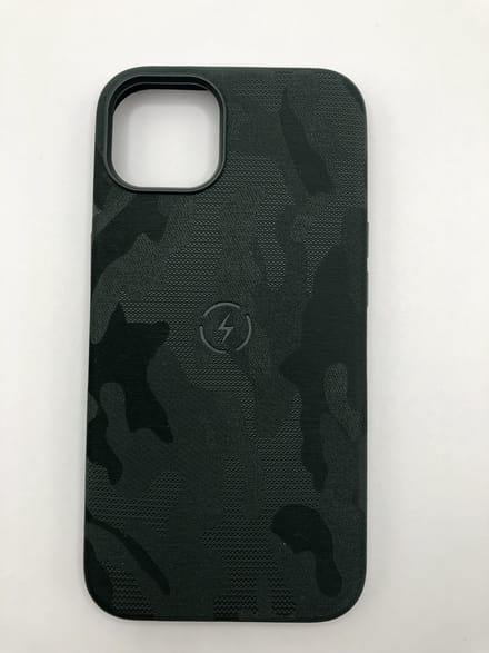 Magnetische hoesje met draadloos opladen - Camouflage Backcover - Geschikt voor Appel iPhone 13 & 14 - Groen