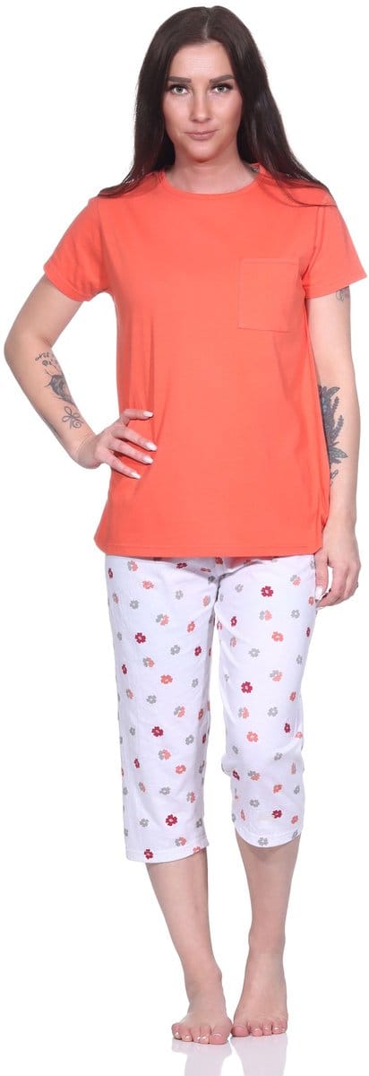 Damespyjama met een t-shirt, 3/4 capribroek en een casual dessin