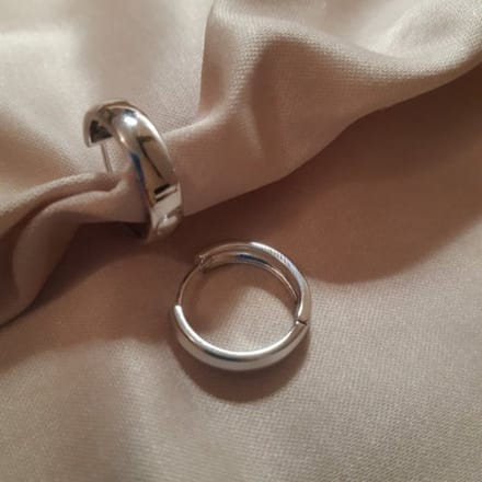 Essence Hoop Earrings Silver