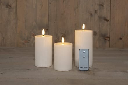 Anna's collection - B.O. 3Pcs 3D Wick White Ribbel Candle 7,5X1012,...