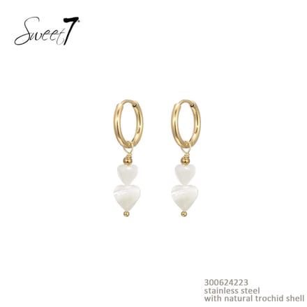 sweet 7 oorhangers goud met twee hartjes