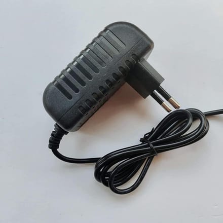 Stroomadapter - Voeding Oplader - Babyfoon Voeden - Universele Spanning - 5 x 8 x 3 cm - Wit