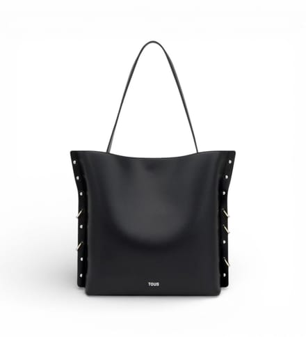 TOUS Jewerly Studs draagtas