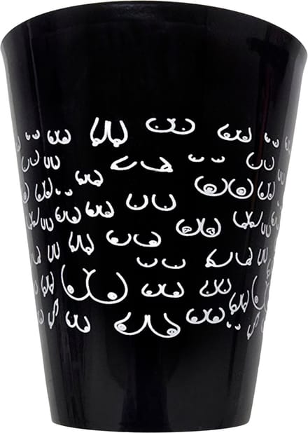 Zwarte Kunststof Beker 400 ml – Stijlvol Ondeugend Borsten Design – Herbruikbaar & Stevig