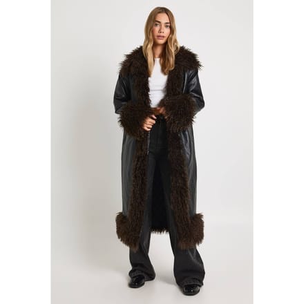 boohoo Dames Maxi-jas met nepbontaccenten en nepleer | Black | Maat: 8
