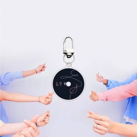 KPOP Idol Bangtan Boys BTS Dynamite Map Of The Soul BE Yet To Come Plastic Keyring variant 15 [Sleutelhanger]