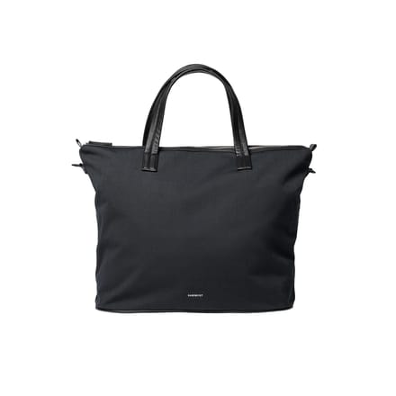 Sandqvist Everyday - Reistas M 16 42 cm (zwart)