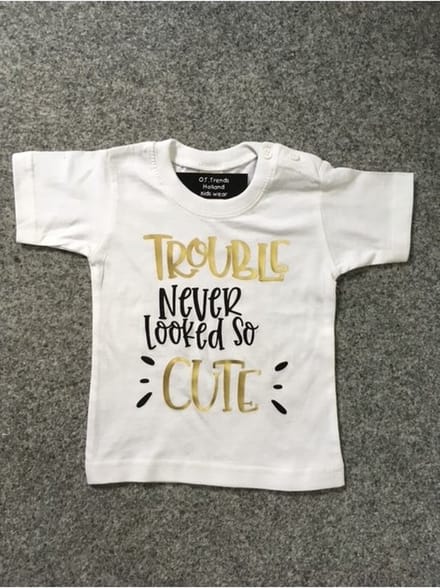 Baby shirt wit TROUBLE maat 92