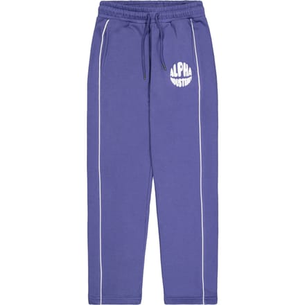 Jogging Alpha Industries