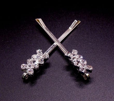 Haarpinnen 2 kruisjes met strass