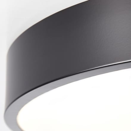 BRILLIANT LED-plafondlamp, aanwezigheidssensor, 33 cm, 2400 lm, 3000K, metaal, zwart