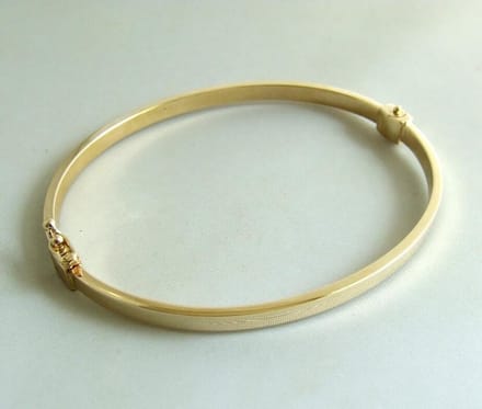 14 karaat geel gouden Christian bangle