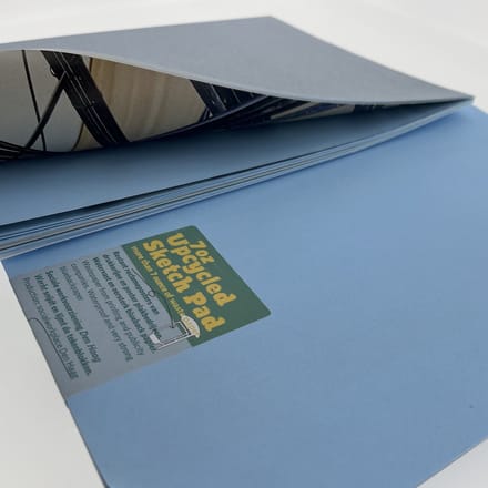 Made Sustained 7oz Upcycled Sketch Pad perfect voor creatieve schetsen, notities of ontwerpen