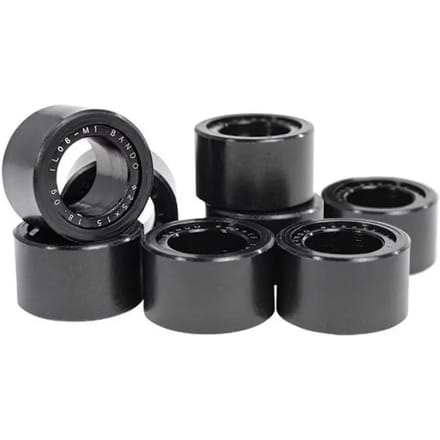 Set van 8 maxiscooter rollers Bando