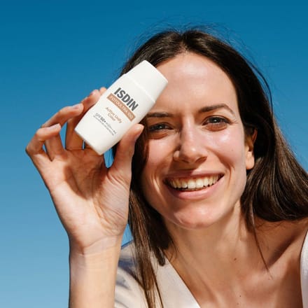 ISDIN - Fotoultra Active Unify Color SPF50+ - 50ml - Verheldert en egaliseert de teint