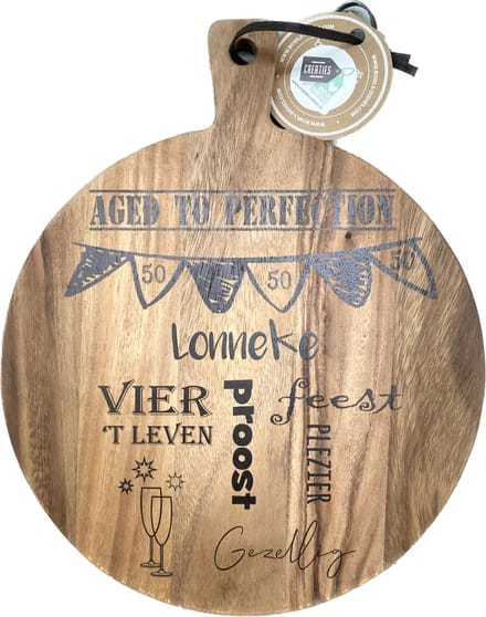 Creaties van Hier - Serveerplank - 50 Jaar - Gepersonaliseerd Cadeau - Pure Walnut Wood - Hout - 30 cm