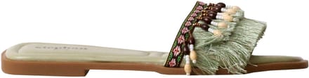 Sandalen om aan te trekken