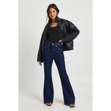 boohoo Dames De Hoge Taille Flare Jeans | Indigo | Maat: 6/32L